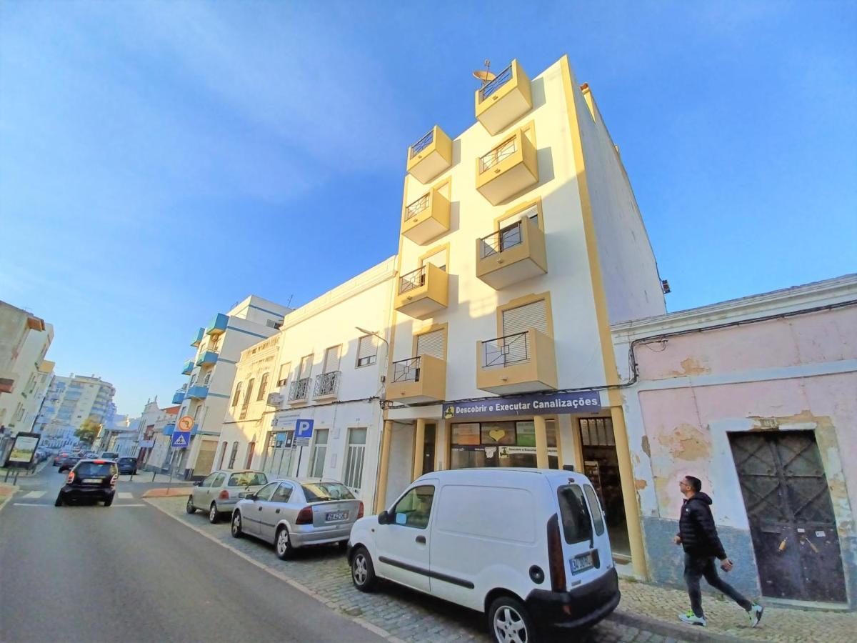 Sun Waves Beach Apartment Portimão Eksteriør bilde