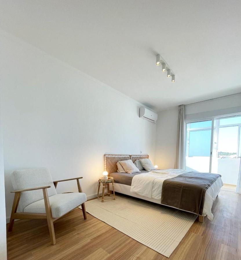 Sun Waves Beach Apartment Portimão Eksteriør bilde